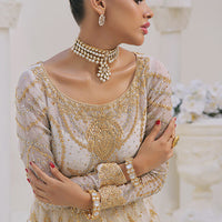 AMEERAH – IVORY & GOLD