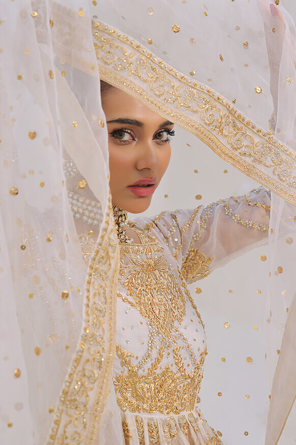 AMEERAH – IVORY & GOLD