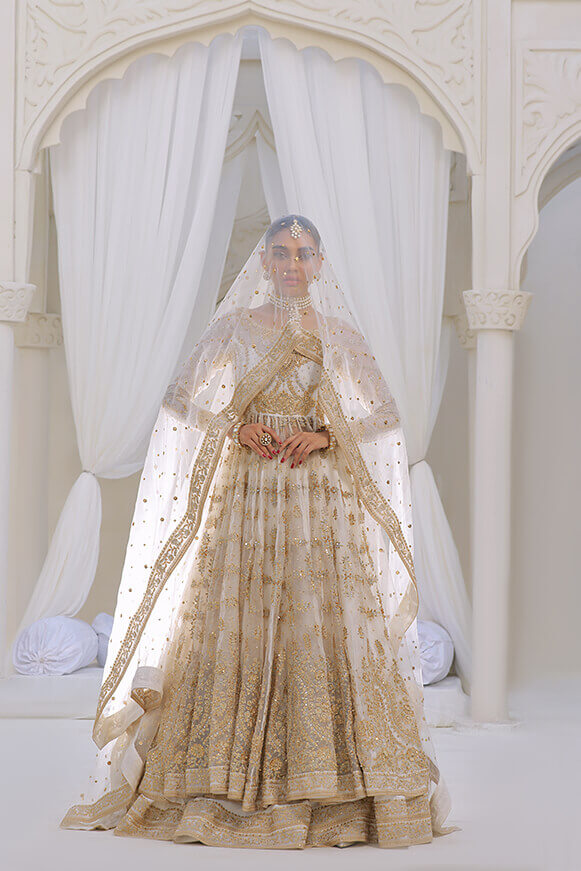 AMEERAH – IVORY & GOLD