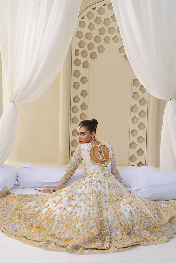 AMEERAH – IVORY & GOLD