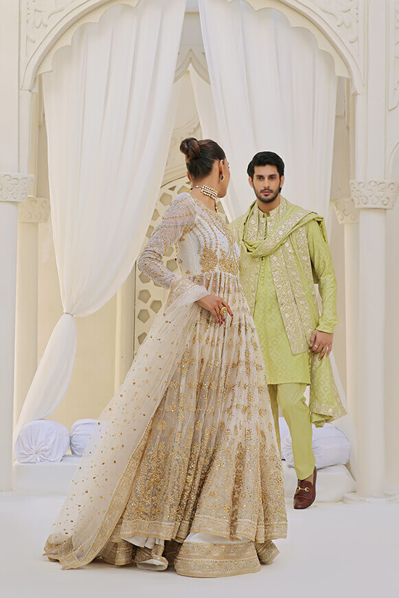 AMEERAH – IVORY & GOLD