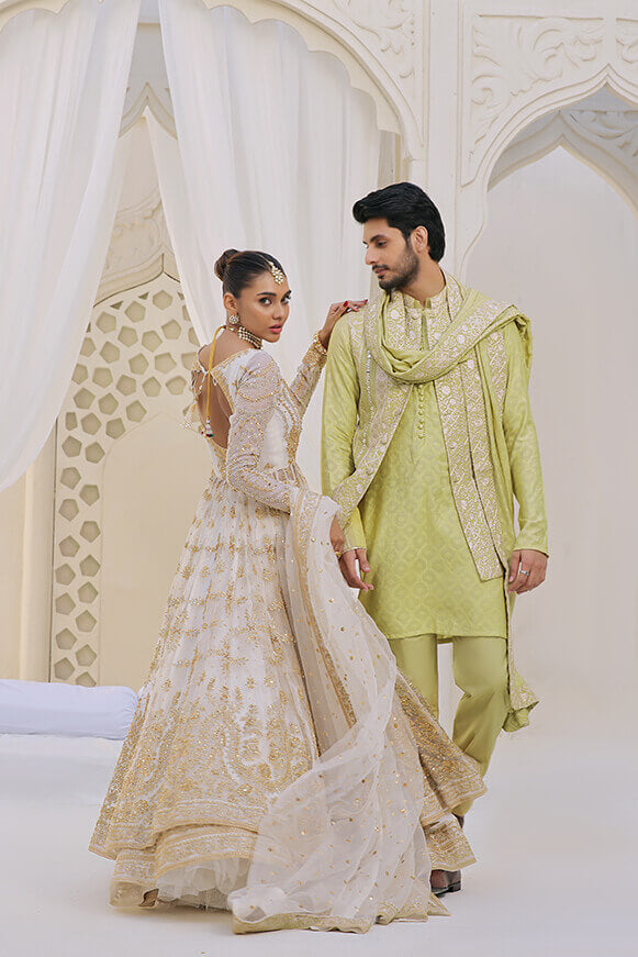 AMEERAH – IVORY & GOLD