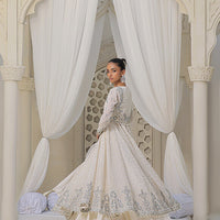 SELENE – IVORY WITH SILVER
