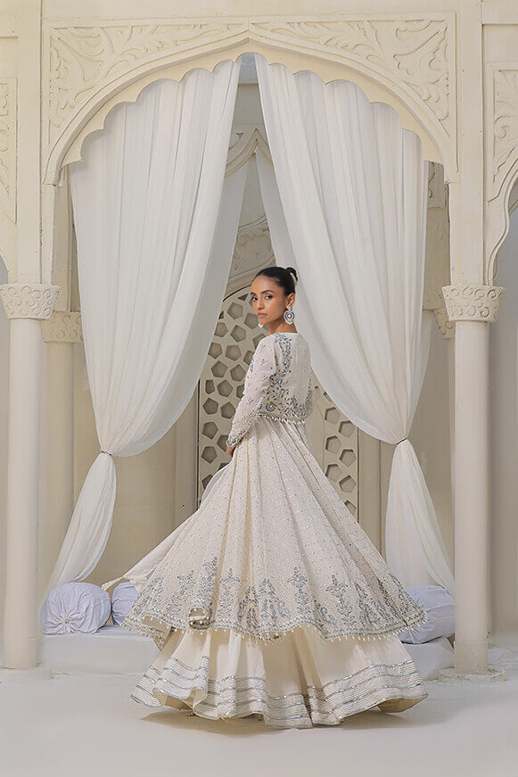 SELENE – IVORY WITH SILVER