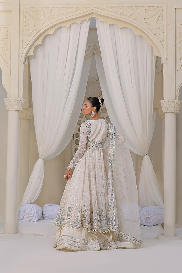 SELENE – IVORY WITH SILVER