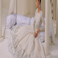SELENE – IVORY WITH SILVER