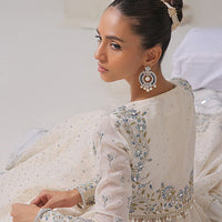 SELENE – IVORY WITH SILVER