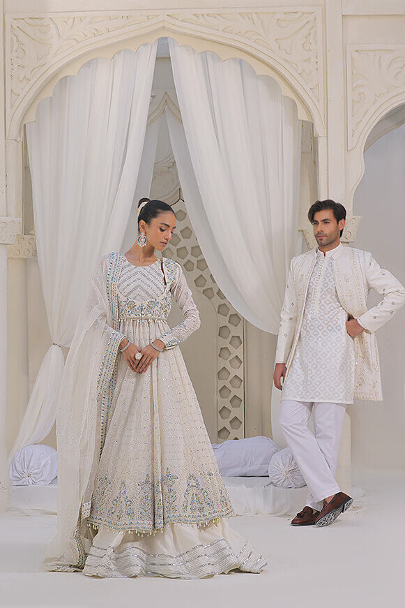 SELENE – IVORY WITH SILVER