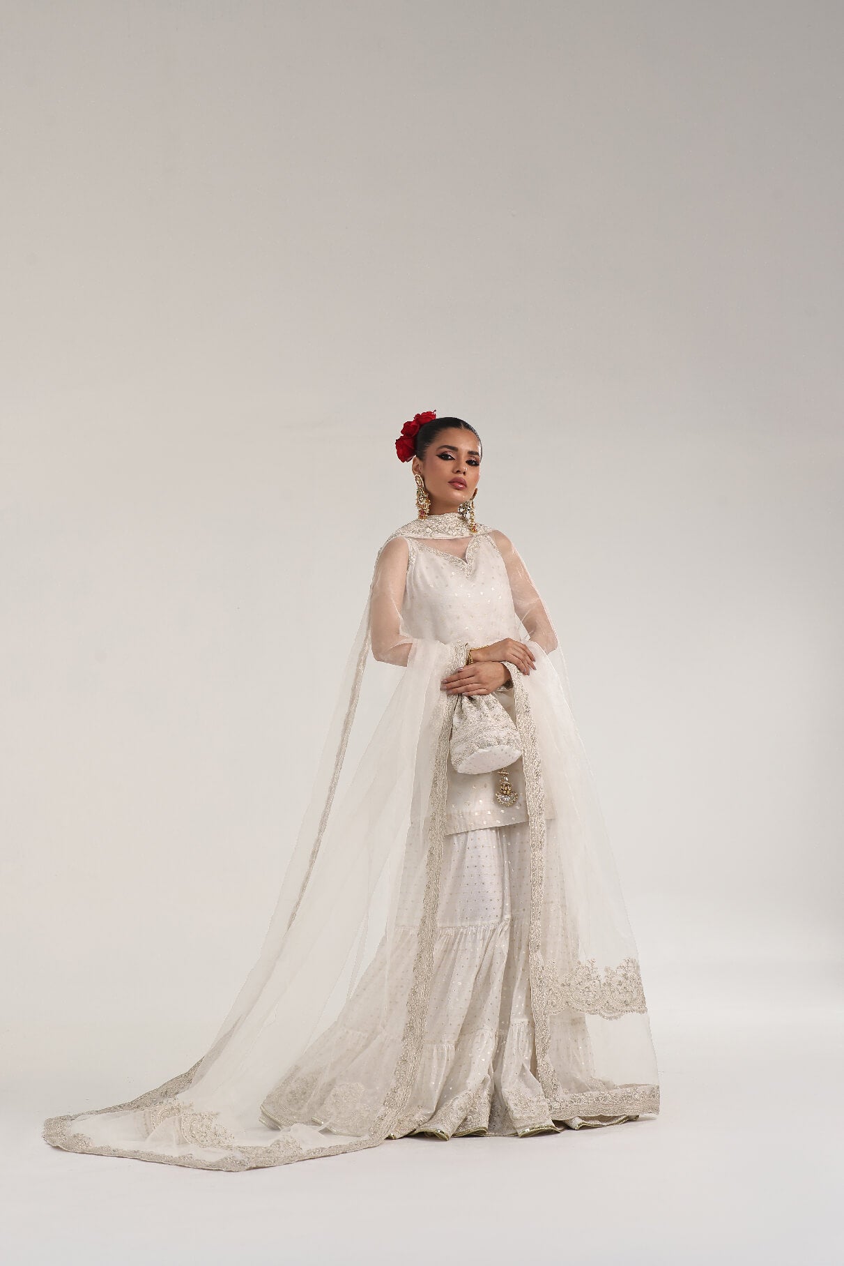 Swan – Off-white Gharara