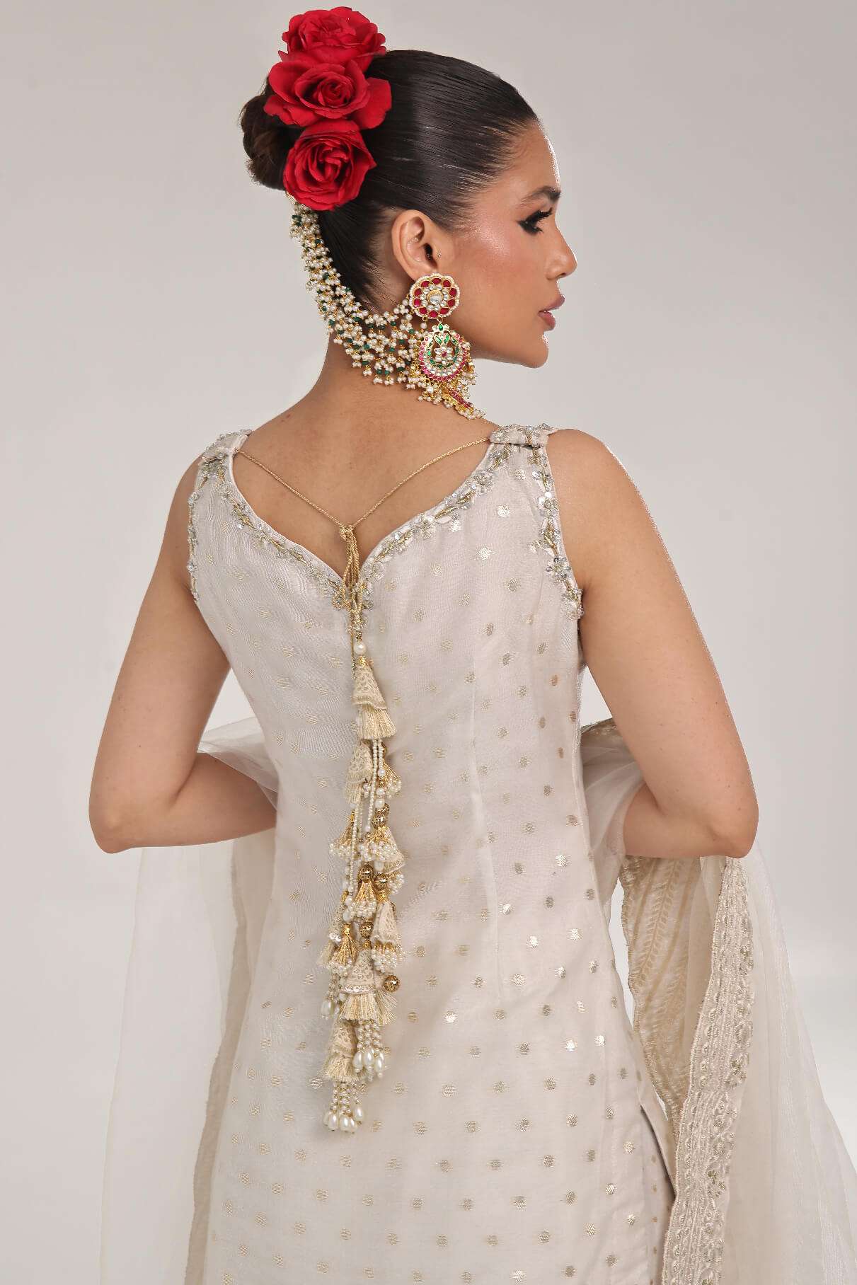 Swan – Off-white Gharara